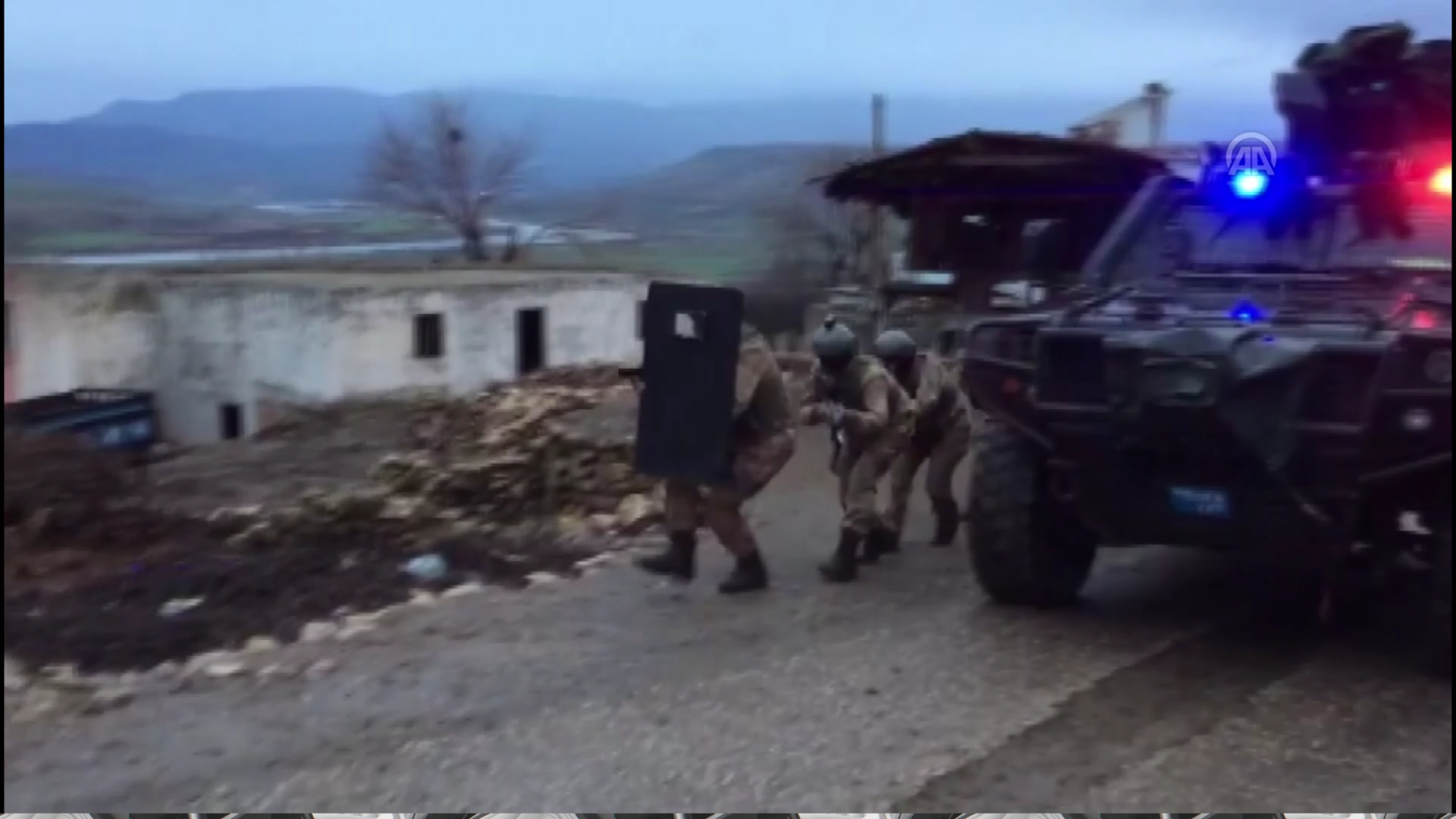 Li Rihayê bi tometa endamtiya PKKê 4 kes hatin binçavkirin